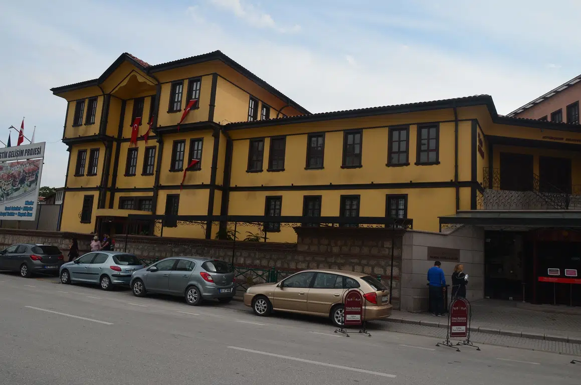 Gallery image